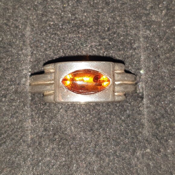 Elegant Baltic Amber 925 Sterling Silver Ring - Picture 4 of 9